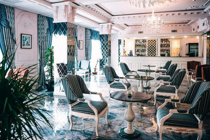 Emerald Suite Hotel Baku Bagian luar foto