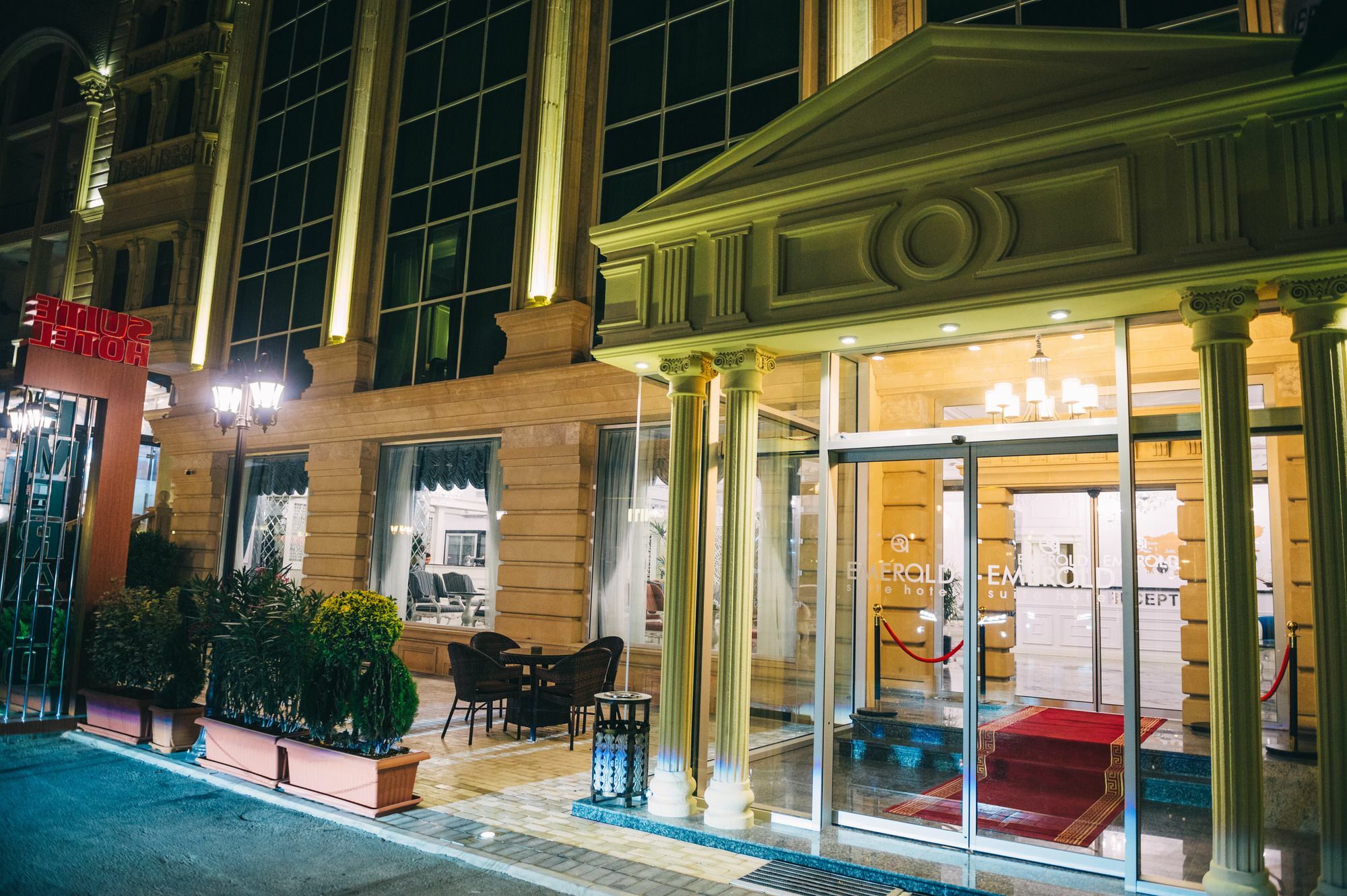 Emerald Suite Hotel Baku Bagian luar foto
